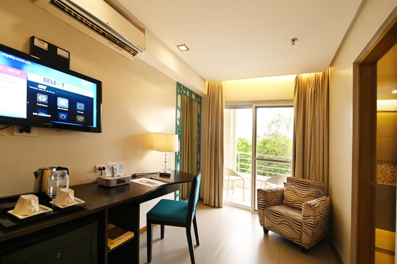St Mark Hotel Cebu Bagian luar foto