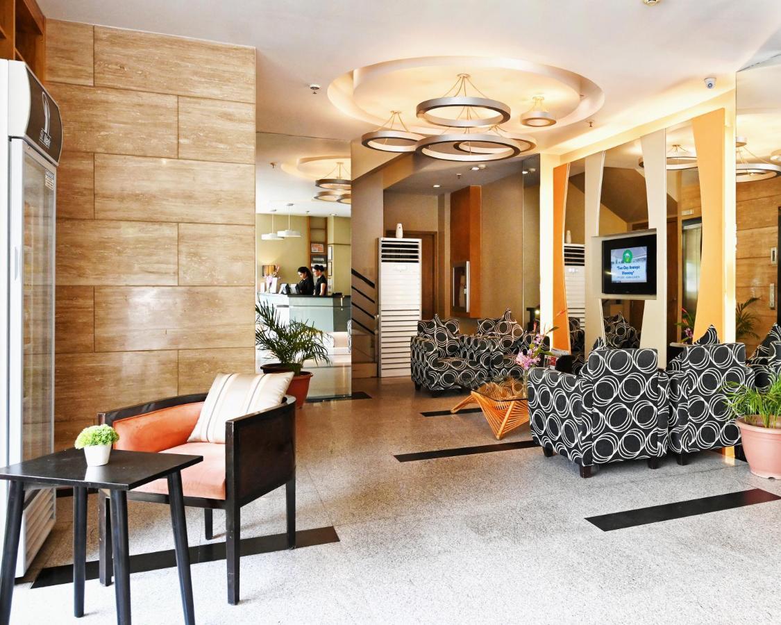 St Mark Hotel Cebu Bagian luar foto