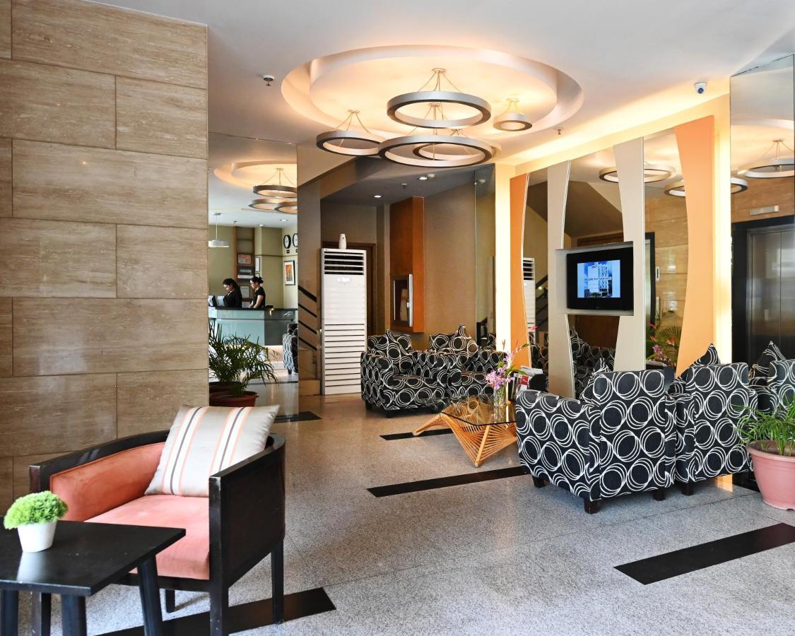 St Mark Hotel Cebu Bagian luar foto