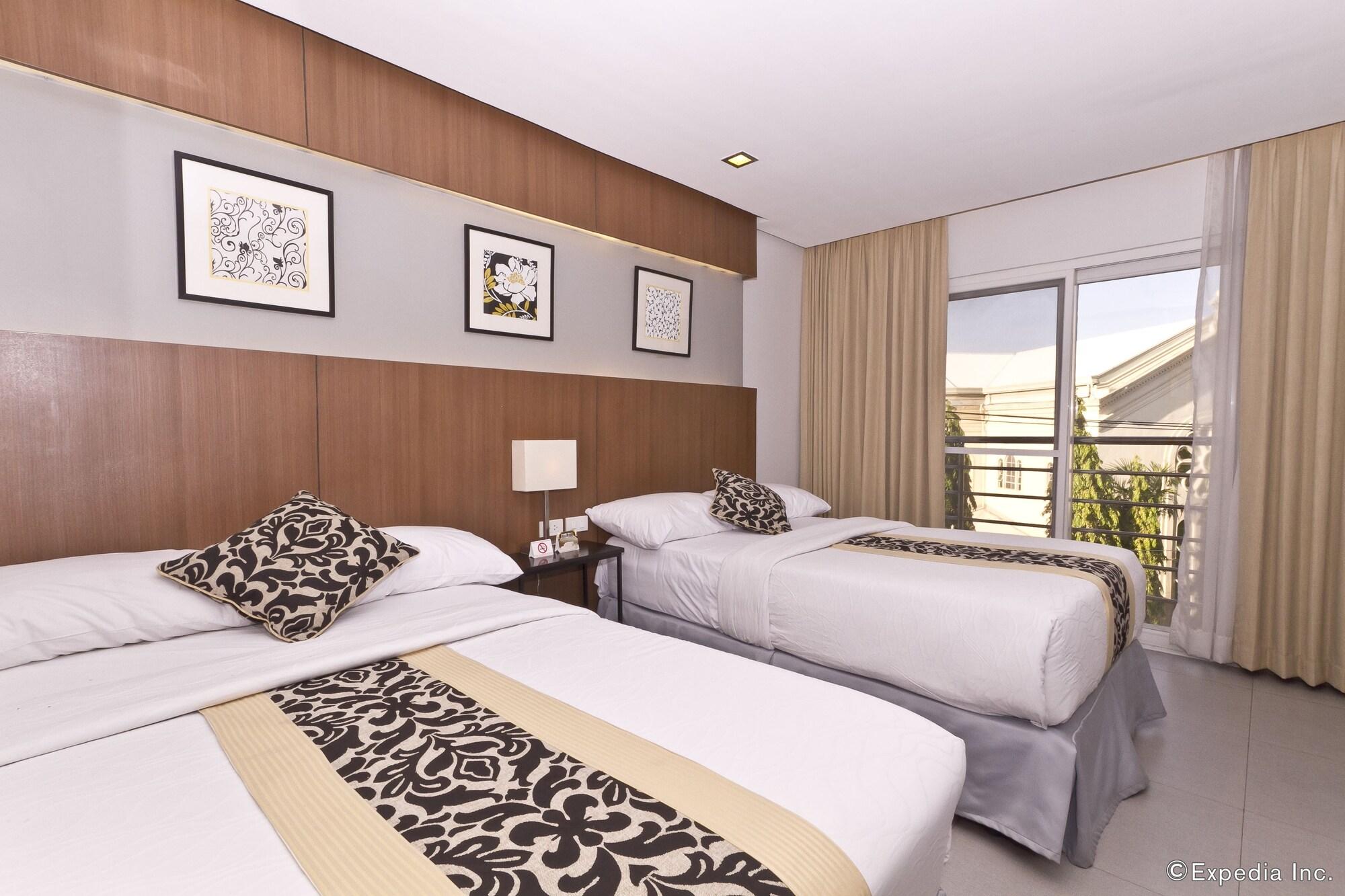 St Mark Hotel Cebu Bagian luar foto